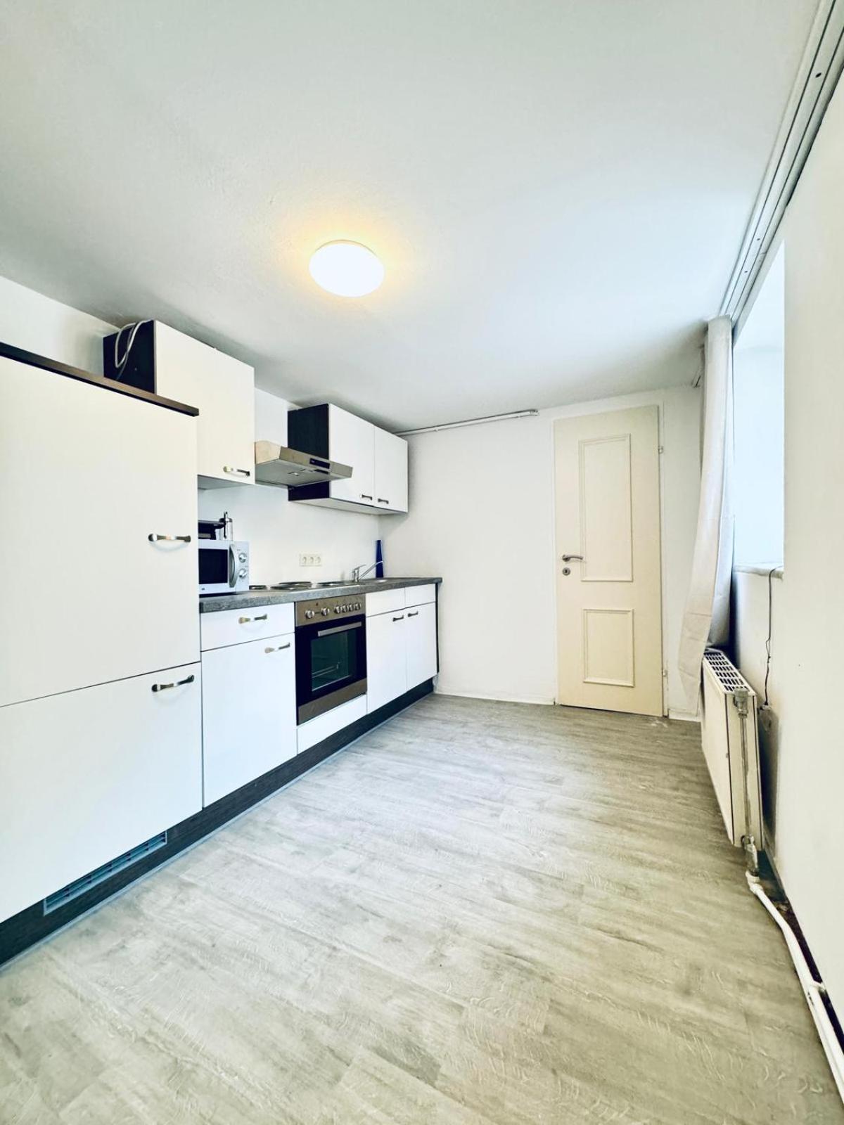 Very Spacious For Up To 7p With Great Location Viena