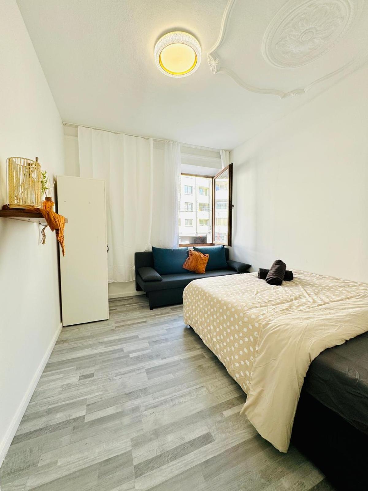 Very Spacious For Up To 7p With Great Location Appartamento Vienna
